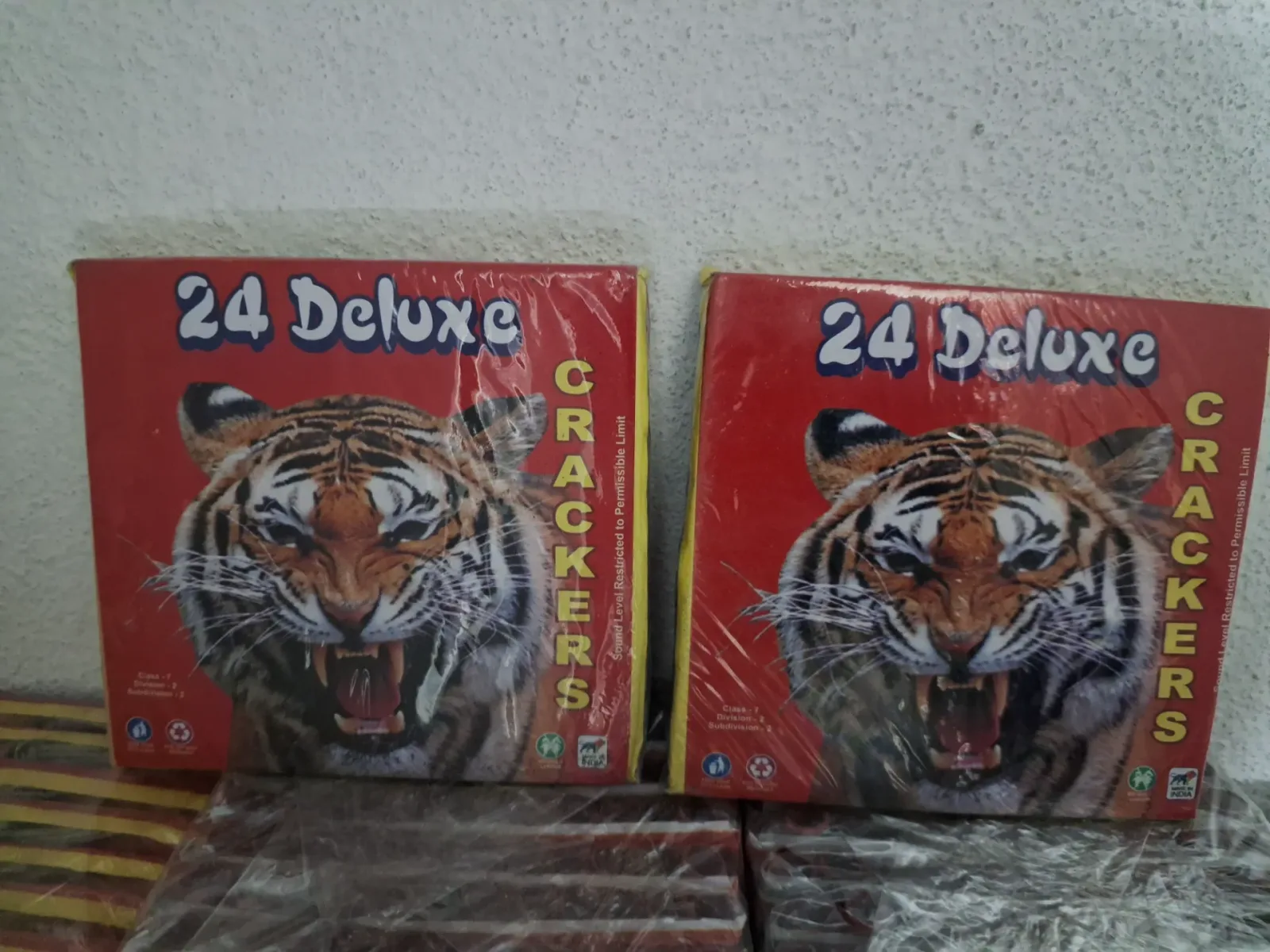 24 deluxe